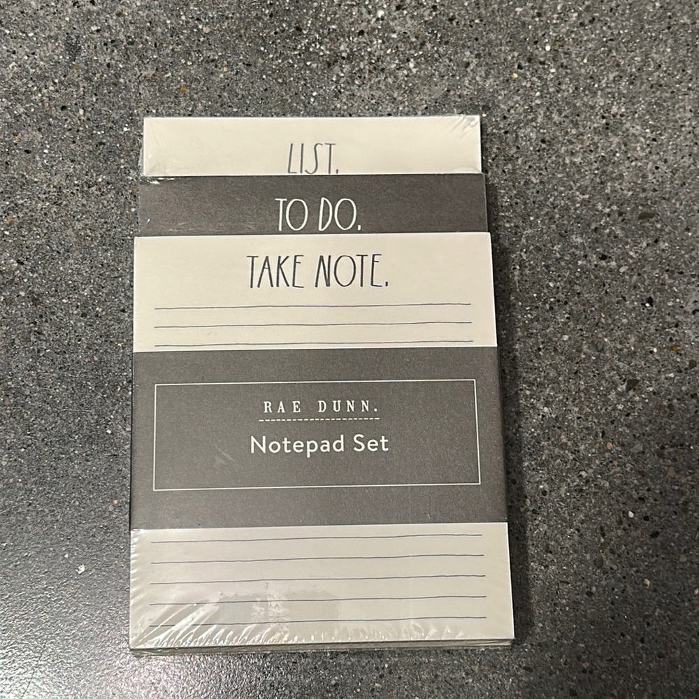 NWT Rae Dunn “list, to do, take note” notepad set